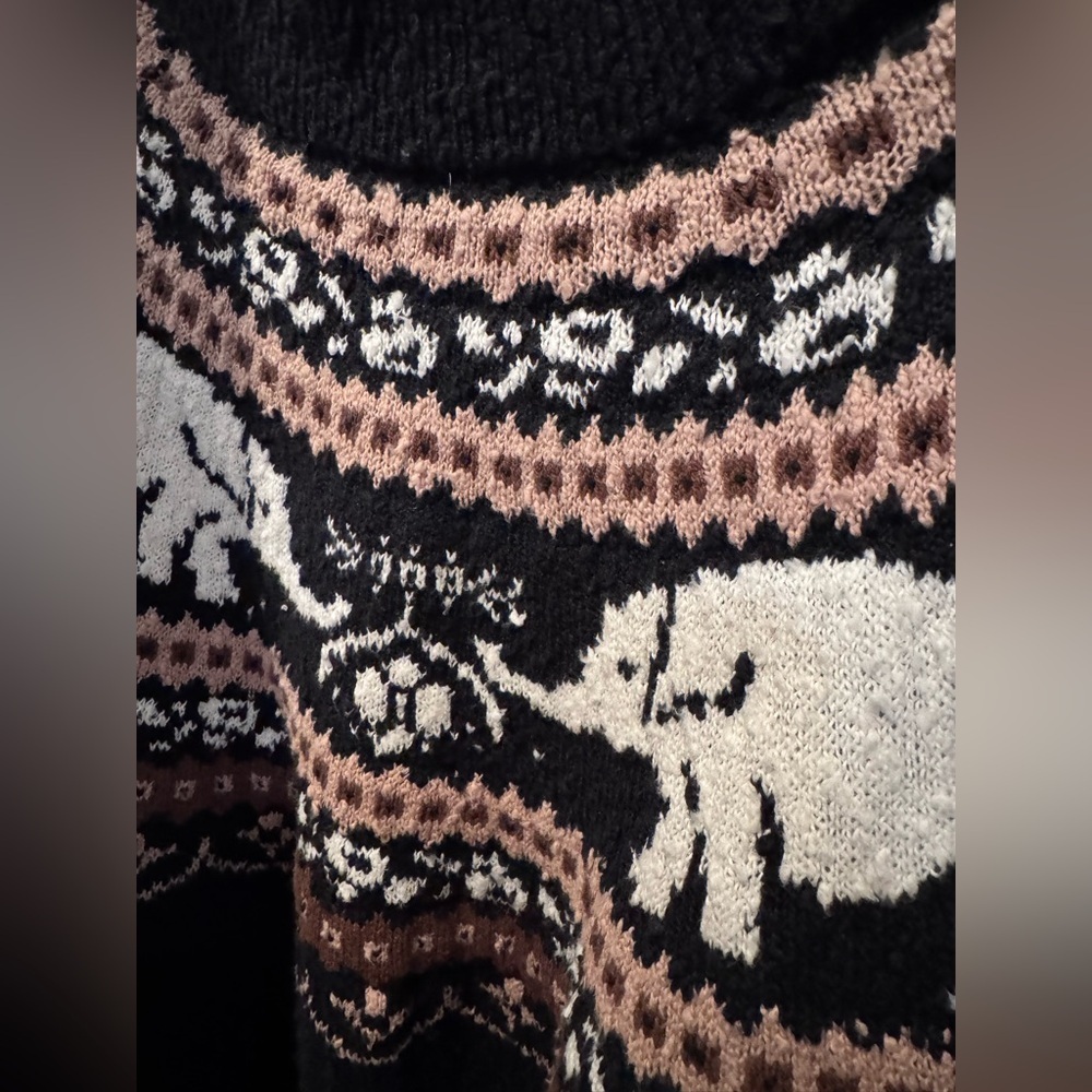 Free People Nellie sweater with elephants size large - Picture 8 of 10